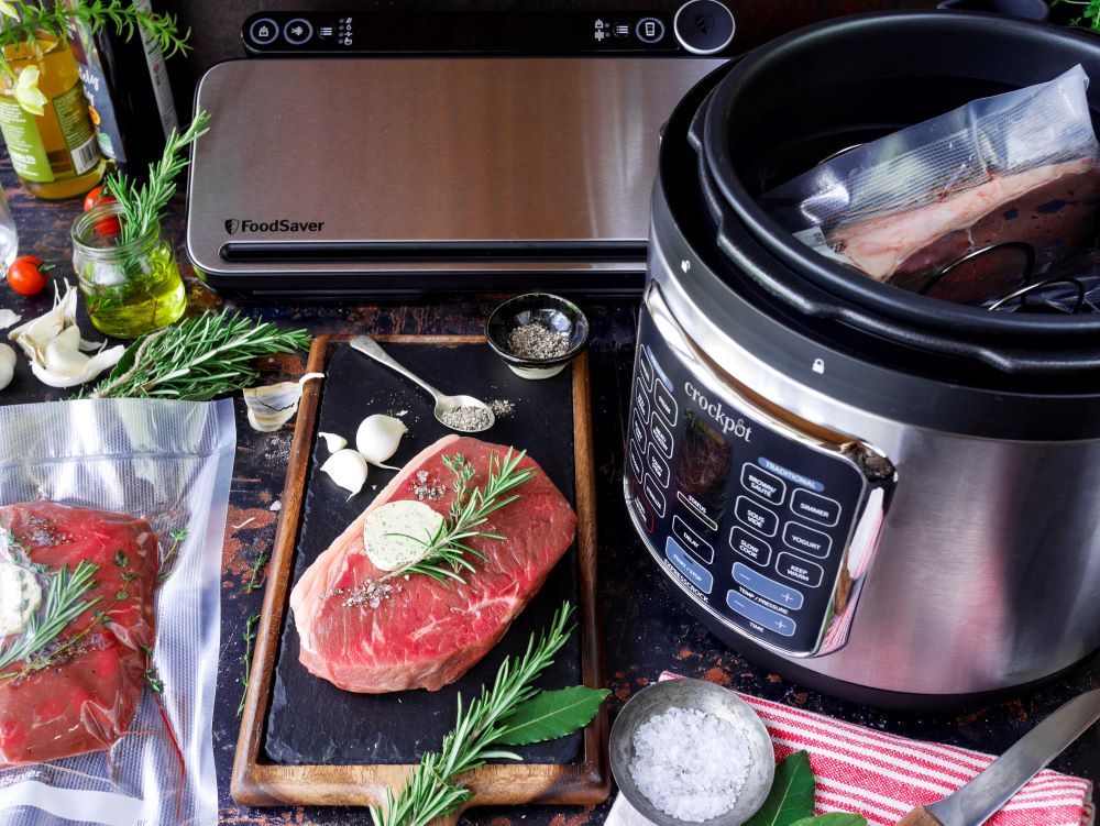 CSC062_Crockpot_Turbo Express_Recipe Image_Raw Steak Sous Vide 2_1